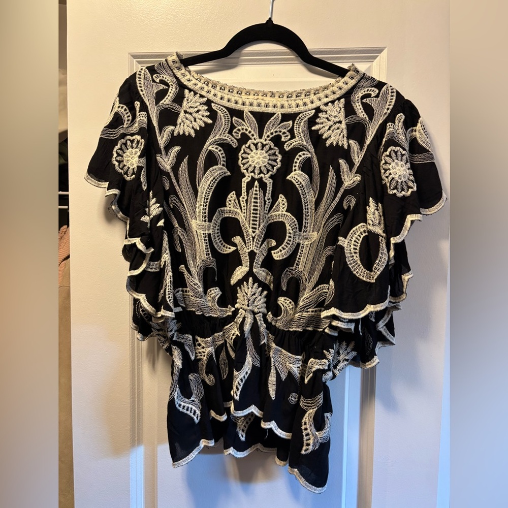 SOLITAIRE Black and White Embroidered Peplum Boho Top